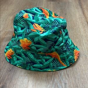 UVskinz Tropical Iguana Print Bucket Hat for Kids Size 6